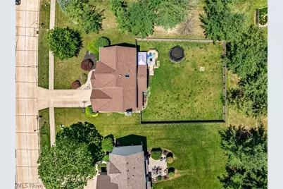 9195 Victoria Lane, North Ridgeville, OH 44039 - Photo 47