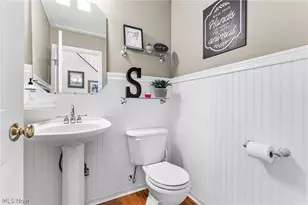 9195 Victoria Ln, North Ridgeville, OH 44039 - Photo 23