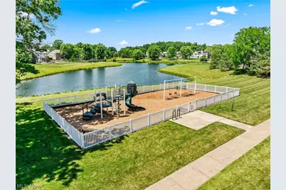 9195 Victoria Lane, North Ridgeville, OH 44039 - Photo 49