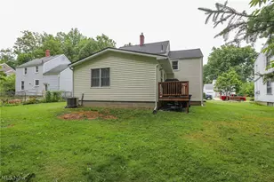 748 Cedar Ave, Ravenna, OH 44266 - Photo 29