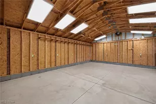 1807 Wicliff Ave NE, Massillon, OH 44646 - Photo 41