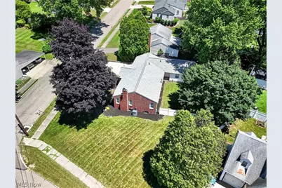 1807 Wicliff Avenue NE, Massillon, OH 44646 - Photo 5