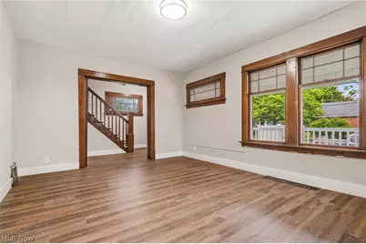 678 Essex Street, Akron, OH 44306 - Photo 5
