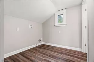 678 Essex St, Akron, OH 44306 - Photo 15