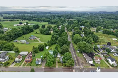 305 Main Street W, Beach City, OH 44608 - Photo 37
