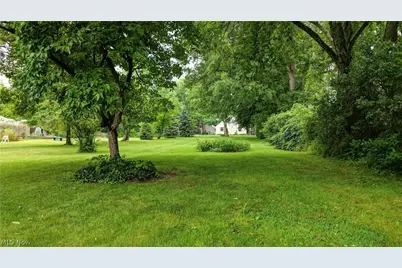 305 Main Street W, Beach City, OH 44608 - Photo 39