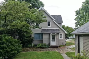305 Main St W, Beach City, OH 44608 - Photo 33