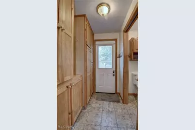 305 Main Street W, Beach City, OH 44608 - Photo 11