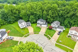 653 Diamond Cir, Ravenna, OH 44266 - Photo 11