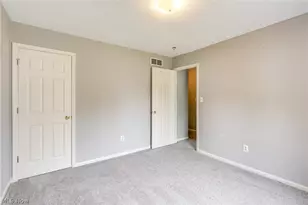 653 Diamond Cir, Ravenna, OH 44266 - Photo 33