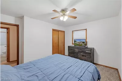 404 Elizabeth Street, Hubbard, OH 44425 - Photo 15