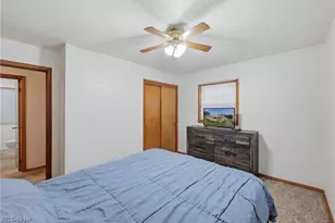 404 Elizabeth St, Hubbard, OH 44425 - Photo 15