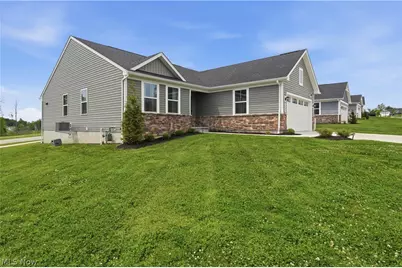 1082 Bookman Avenue, Akron, OH 44312 - Photo 35