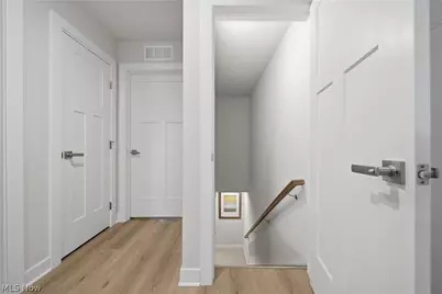 1082 Bookman Avenue, Akron, OH 44312 - Photo 23