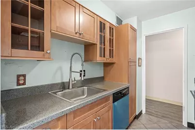 11850 Edgewater Drive #110, Oakwood, OH 44107 - Photo 13