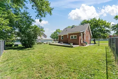 33 Parkway Boulevard, Alliance, OH 44601 - Photo 9