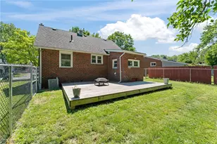 33 Parkway Blvd, Alliance, OH 44601 - Photo 7