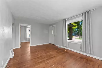 33 Parkway Boulevard, Alliance, OH 44601 - Photo 13