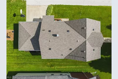 1733 Parkway Boulevard, Alliance, OH 44601 - Photo 27
