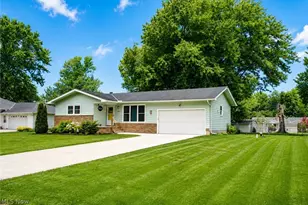 210 Oakdale Dr, South Amherst, OH 44001 - Photo 3