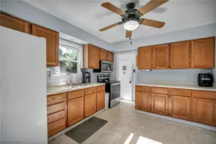8375 Nowlen St, Mentor, OH 44060 - Photo 17