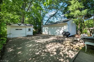 8375 Nowlen St, Mentor, OH 44060 - Photo 5