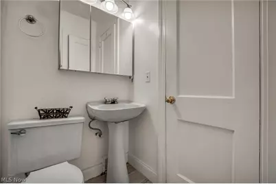 8375 Nowlen Street, Mentor, OH 44060 - Photo 21