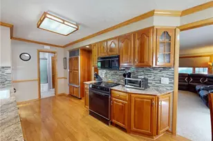 2182 Buena Vista Dr, Wickliffe, OH 44092 - Photo 7