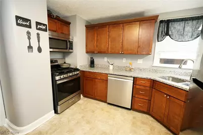 167 Brandtson Avenue, Elyria, OH 44035 - Photo 7