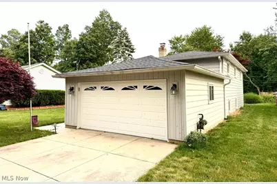 46 E Shore Boulevard, Eastlake, OH 44095 - Photo 19
