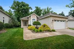 9628 Scottsdale Dr, Grandview Heights, OH 44147 - Photo 1
