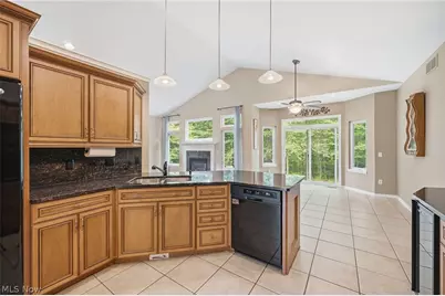 9628 Scottsdale Drive, Grandview Heights, OH 44147 - Photo 11