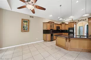 9628 Scottsdale Dr, Grandview Heights, OH 44147 - Photo 13