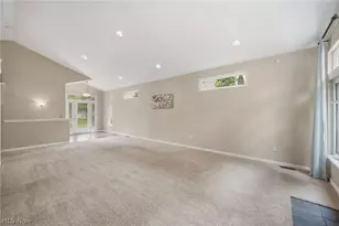 9628 Scottsdale Dr, Grandview Heights, OH 44147 - Photo 7