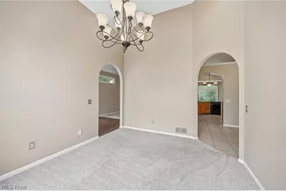 9628 Scottsdale Drive, Grandview Heights, OH 44147 - Photo 15