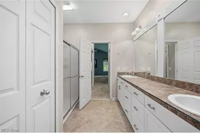 9628 Scottsdale Drive, Grandview Heights, OH 44147 - Photo 19