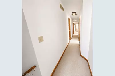 1760 Innisbrook Lane, Zanesville, OH 43701 - Photo 31
