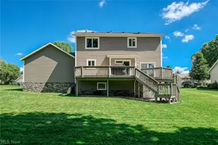 1560 Applewood Way, Uniontown, OH 44685 - Photo 33