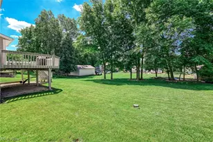1560 Applewood Way, Uniontown, OH 44685 - Photo 37