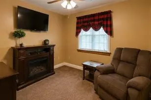 1722 Cliffview Rd, Loveland, OH 44112 - Photo 3