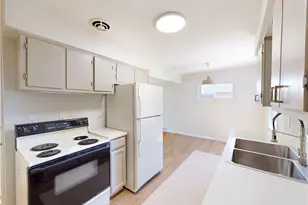 1713 Empire Rd, Wickliffe, OH 44092 - Photo 9