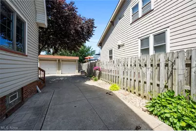 15534 Lakewood Heights Boulevard, Oakwood, OH 44107 - Photo 35