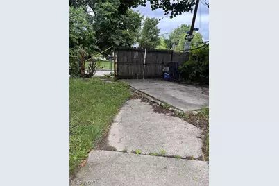 688 E 96th Street, Loveland, OH 44108 - Photo 15