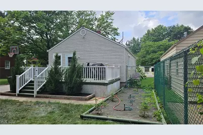 667 Essex Street, Akron, OH 44306 - Photo 3