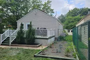 667 Essex St, Akron, OH 44306 - Photo 3
