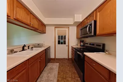5216 Oakvale Street SW, Canton, OH 44706 - Photo 5