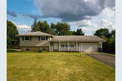 5216 Oakvale Street SW, Canton, OH 44706 - Photo 1