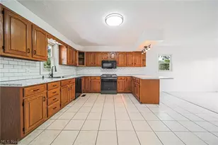 13648 Freedom Rd, Kimbolton, OH 43749 - Photo 11