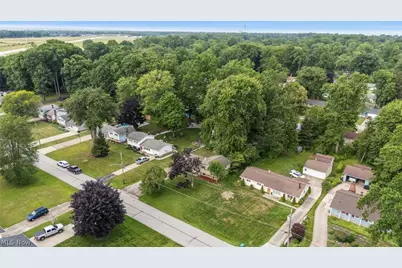 6472 Southgrove Road, Mentor, OH 44060 - Photo 3