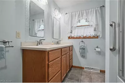 2704 Lyman Drive, New Franklin, OH 44216 - Photo 19